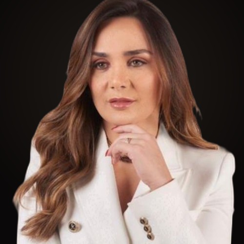 Dra. Raphaela Gimenes